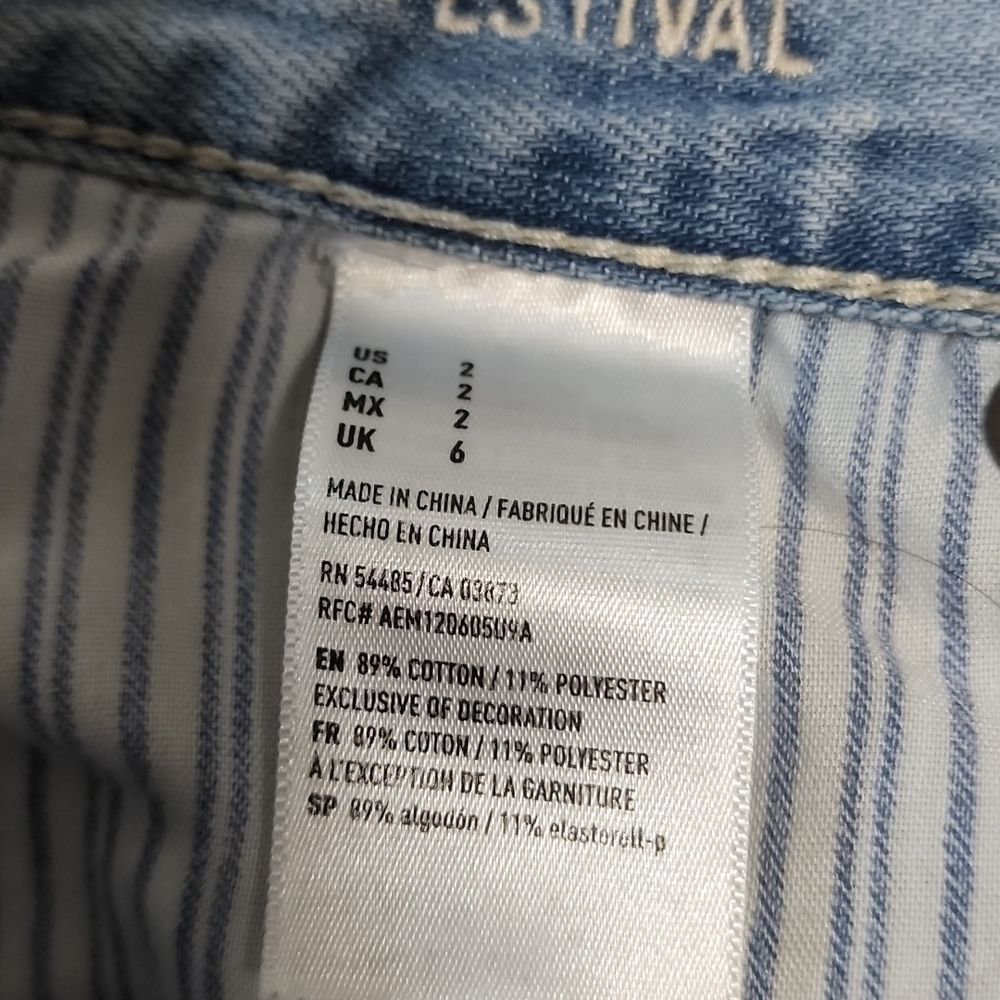 American Eagle high rise denim shorts - Picture 5 of 9